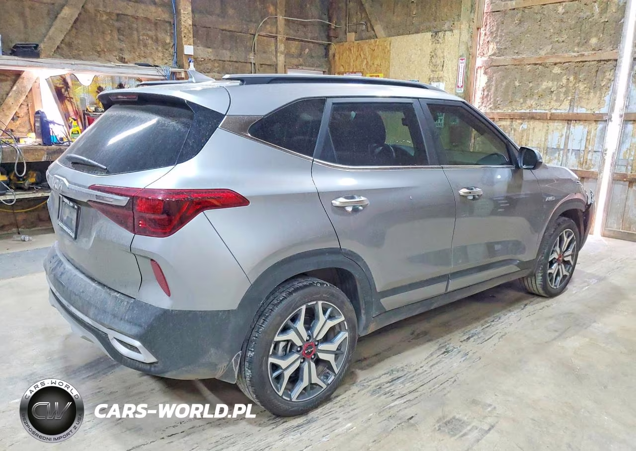 2023 Kia Seltos Sx VIN:KNDETCA29P7420291 - 3