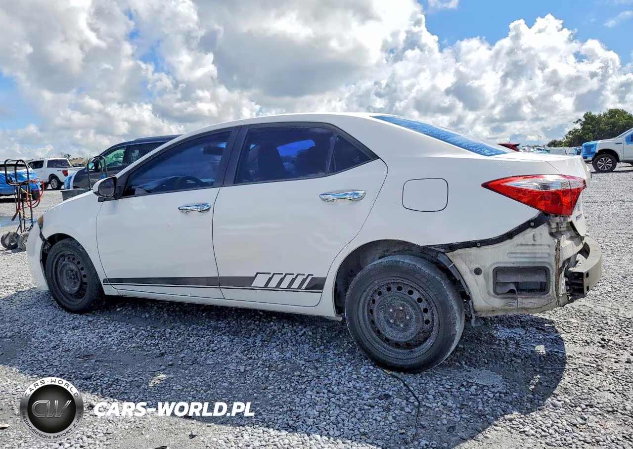 2015 Toyota Corolla Le VIN:2T1BURHE0FC269955 - 2