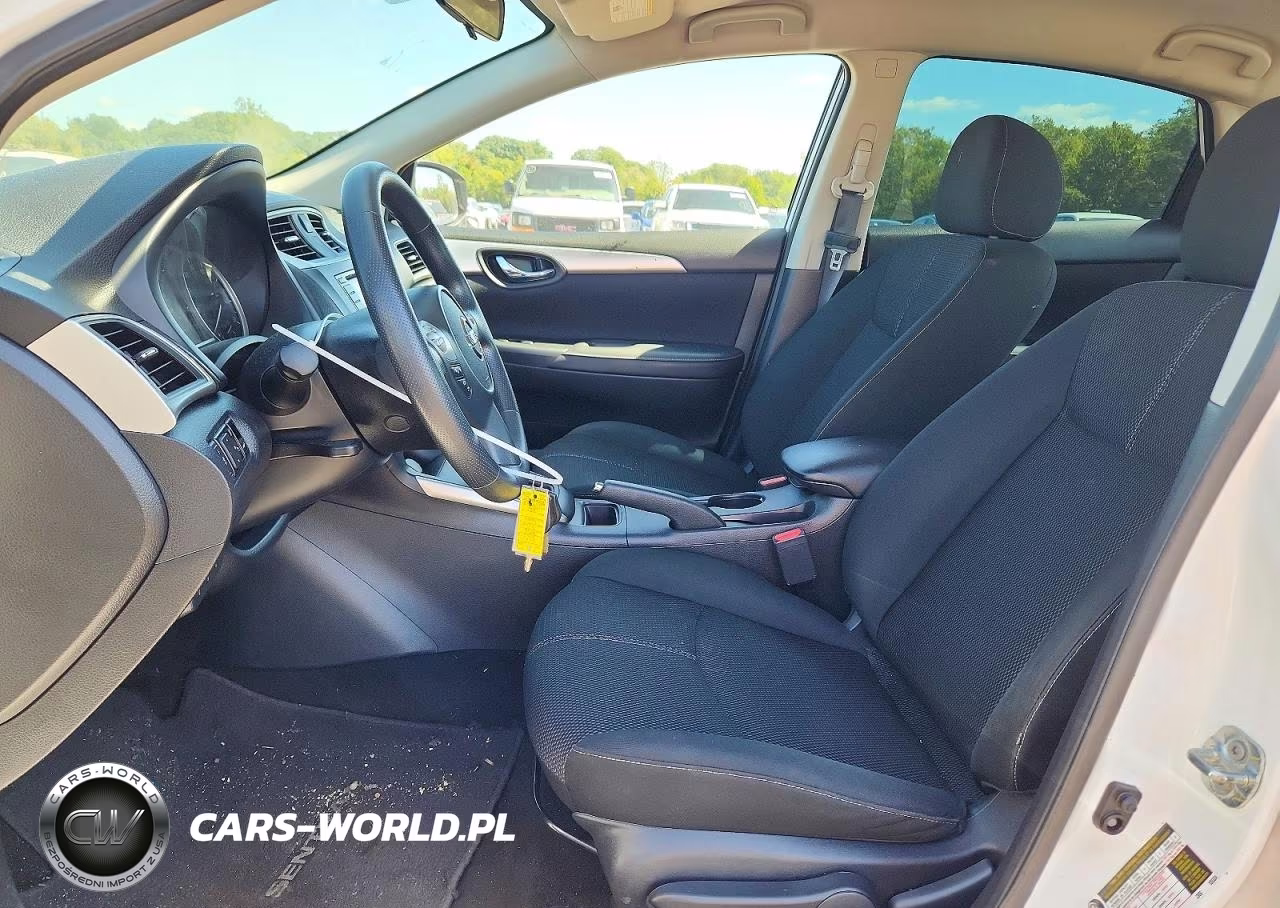 2018 Nissan Sentra S VIN:3N1AB7AP7JY305900 - 7
