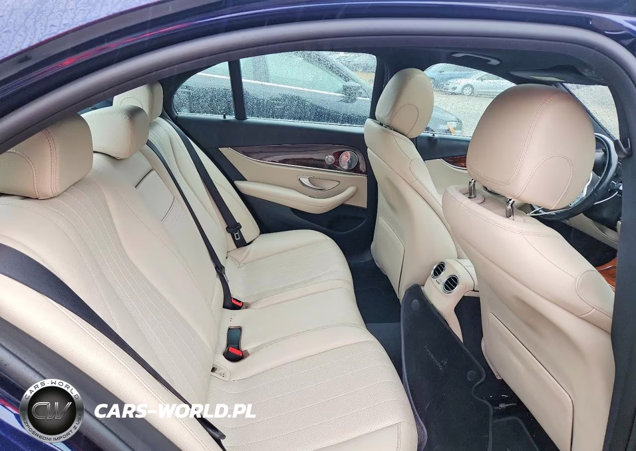 2019 Mercedes-Benz E 300 4Matic VIN:WDDZF4KB7KA516791 - 10
