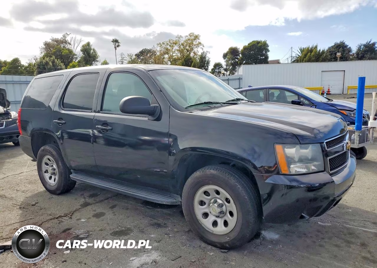 2014 Chevrolet Tahoe Special VIN:1GNSK2E01ER140852 - 4