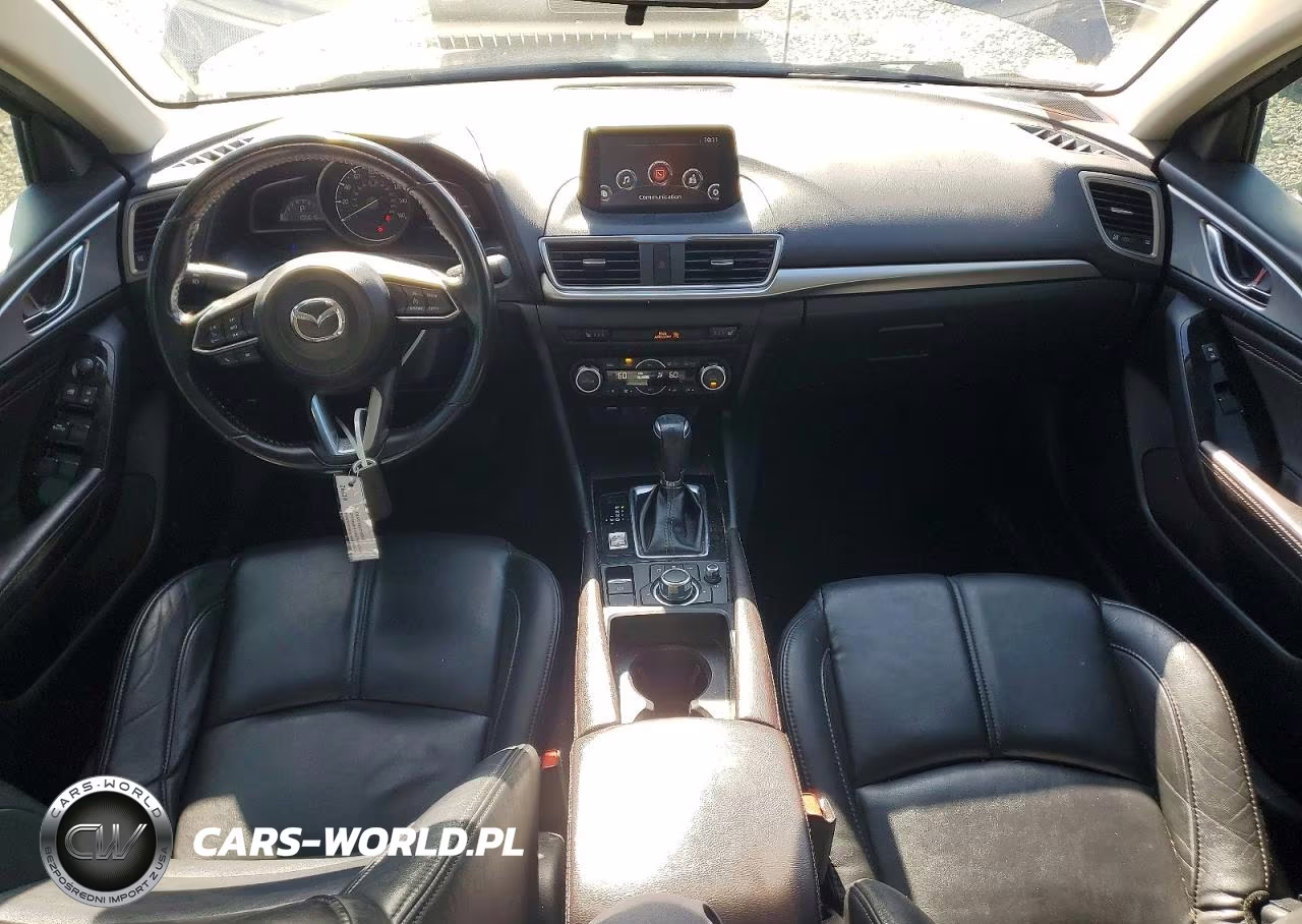 2018 Mazda 3 Touring VIN:3MZBN1V38JM252142 - 8