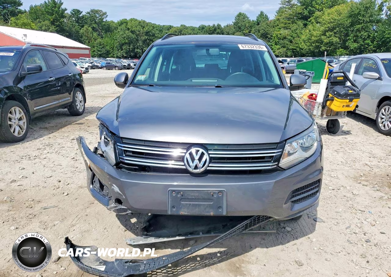 2015 Volkswagen Tiguan S VIN:WVGAV7AXXFW540774 - 5