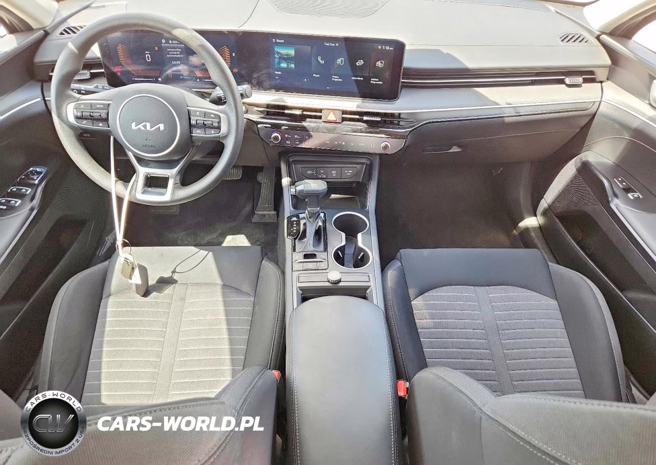 2026 Kia K5 Lxs VIN:KNAG24J74T5429657 - 8