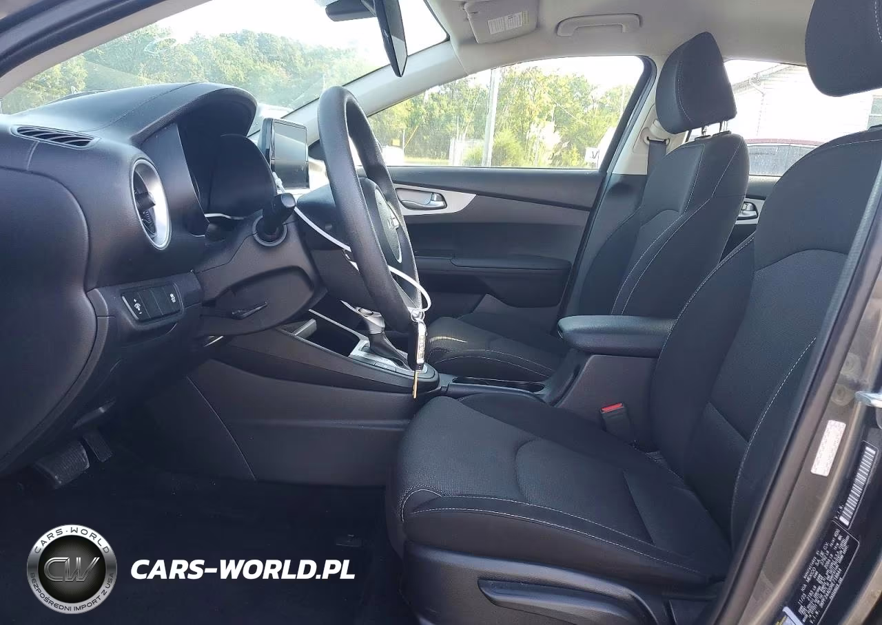 2024 Kia Forte Lxs VIN:3KPF24AD0RE718844 - 7
