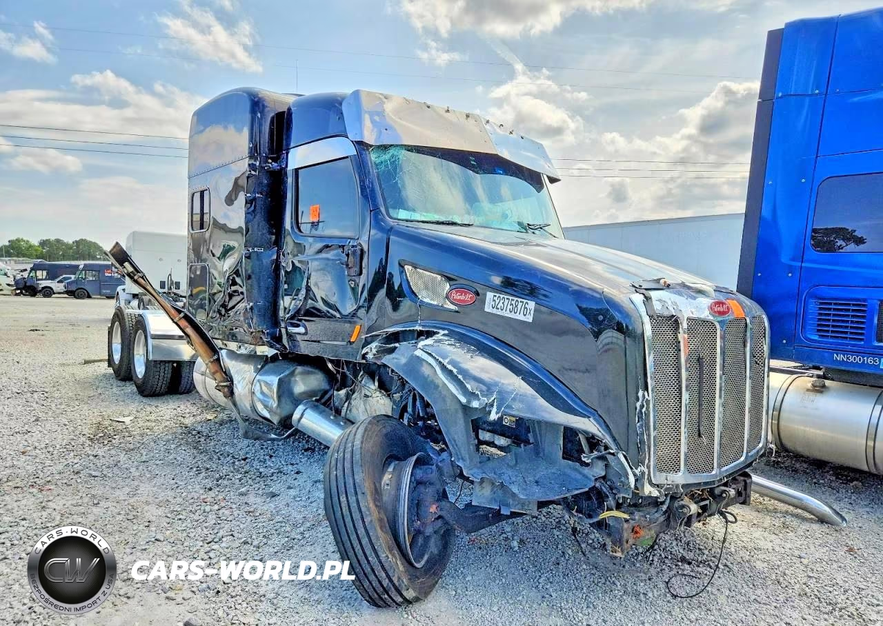 2016 Peterbilt 579 Semi Truck