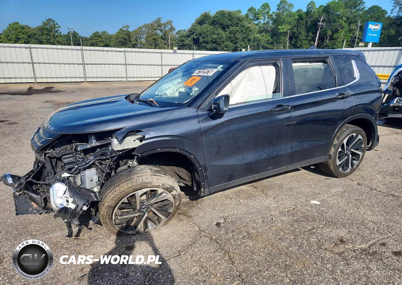 2024 Mitsubishi Outlander Se – zdjęcie 1 z 13