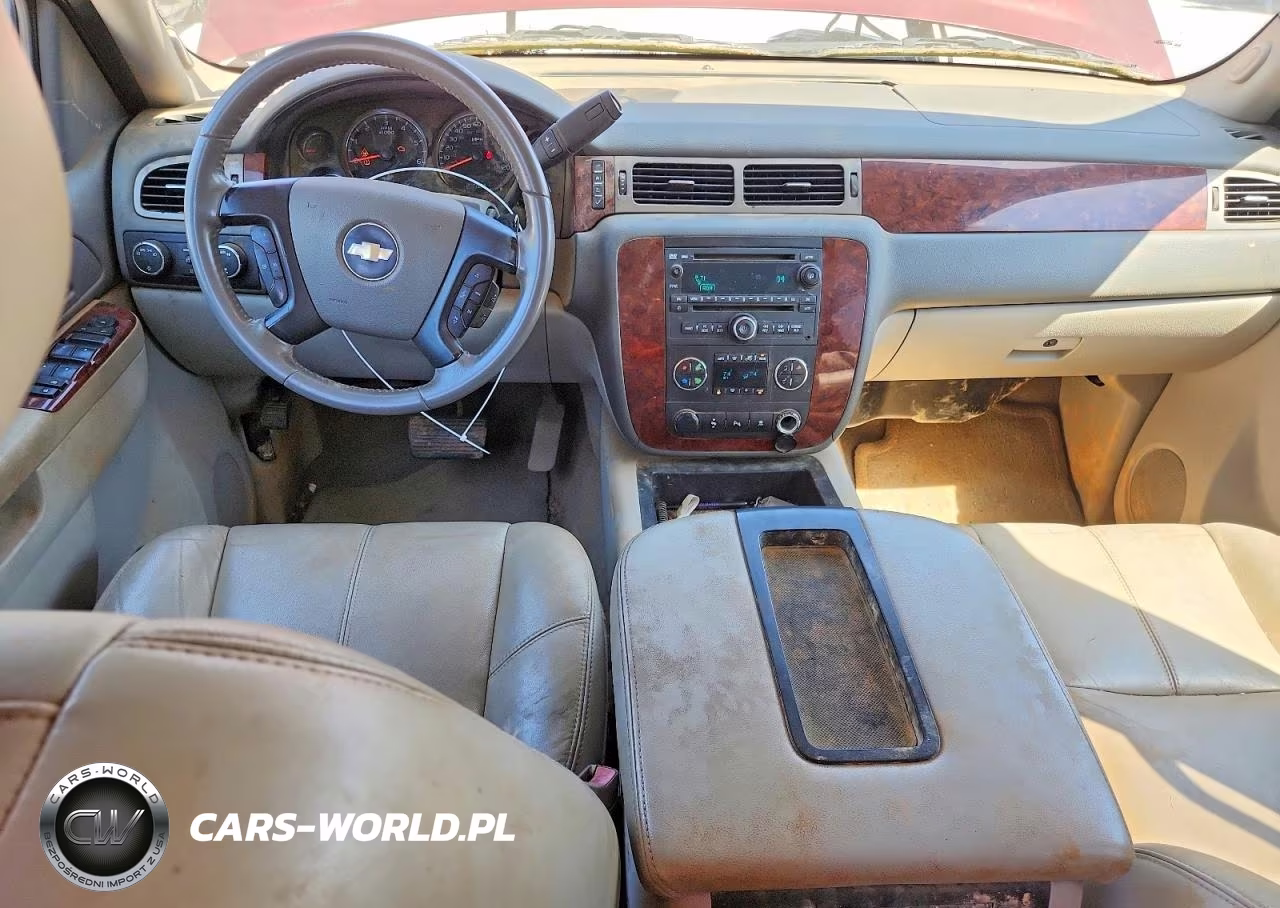 2010 Chevrolet Suburban K1500 Lt VIN:1GNUKJE37AR138899 - 8