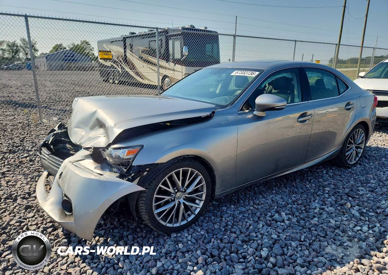 2015 Lexus Is 250 – zdjęcie 1 z 12