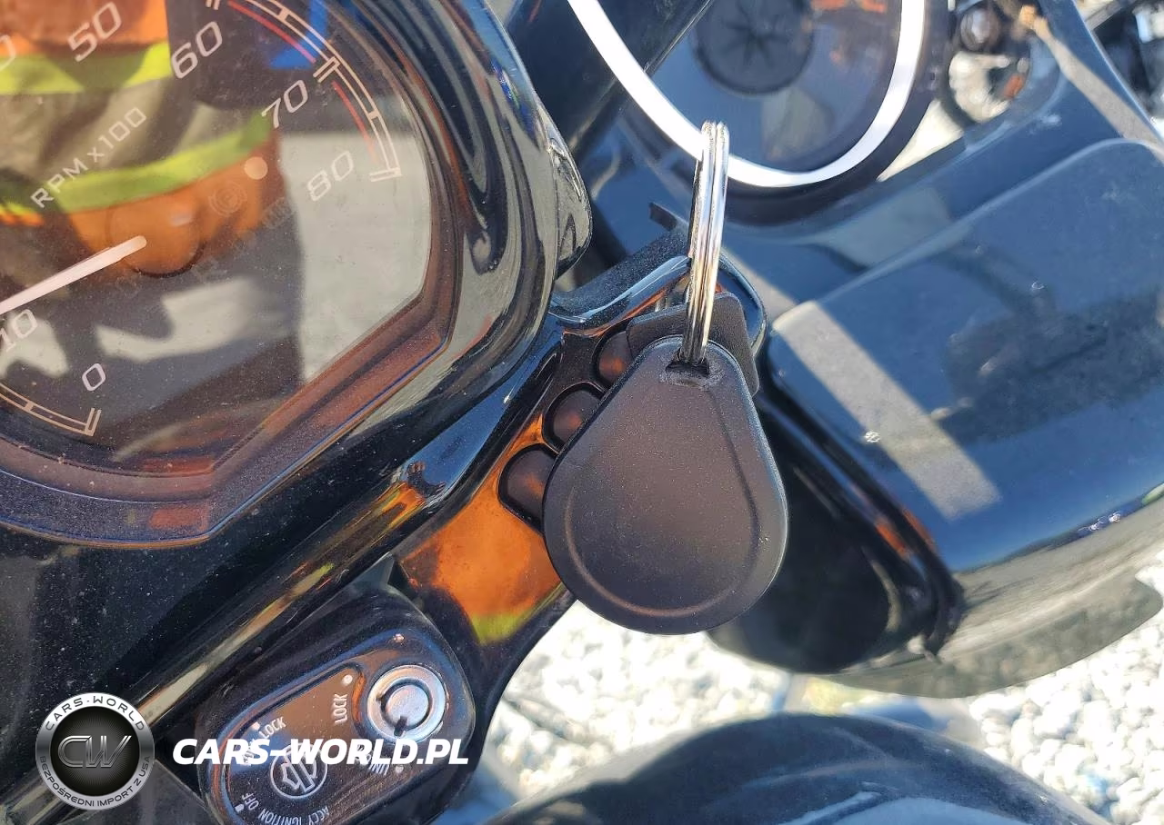 2020 Harley-Davidson Fltrxs VIN:1HD1KTP16LB648982 - 8