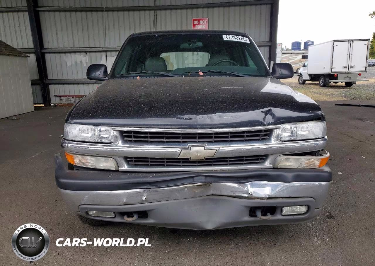 2000 Chevrolet Suburban K2500 VIN:3GNGK26U4YG223588 - 5