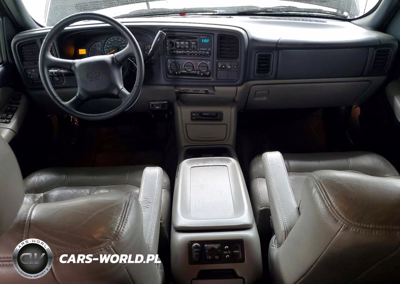 2000 Chevrolet Suburban K2500 VIN:3GNGK26U4YG223588 - 8