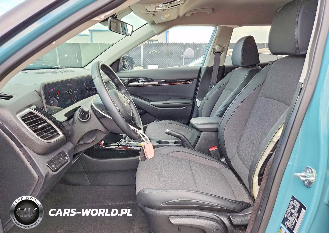 2025 Kia Seltos S VIN:KNDEU2AA8S7822553 - 7