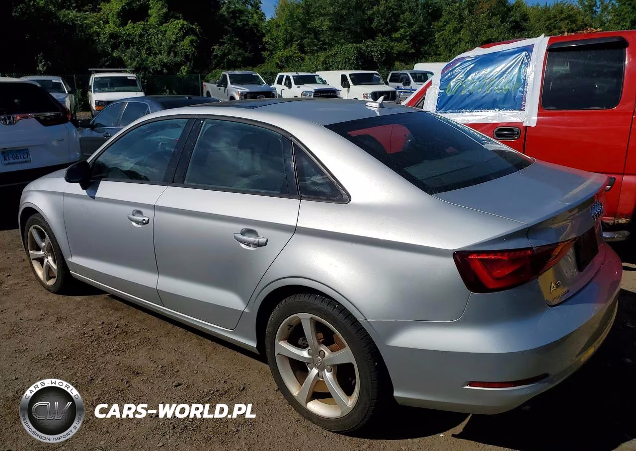 2015 Audi A3 Premium VIN:WAUACGFF2F1010898 - 2