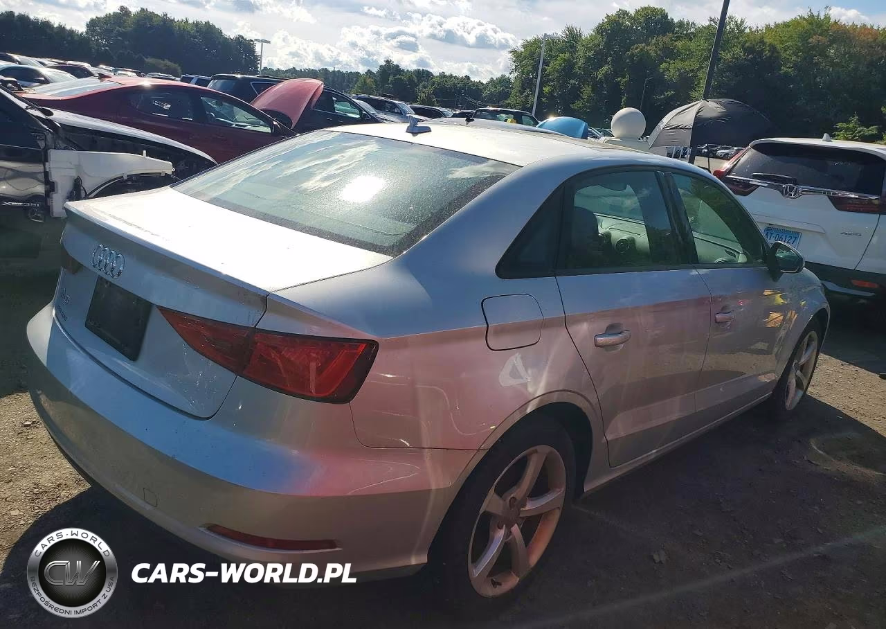 2015 Audi A3 Premium VIN:WAUACGFF2F1010898 - 3