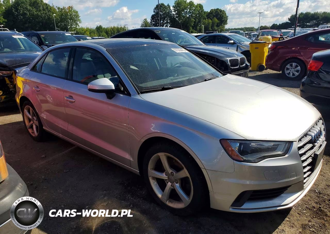 2015 Audi A3 Premium VIN:WAUACGFF2F1010898 - 4