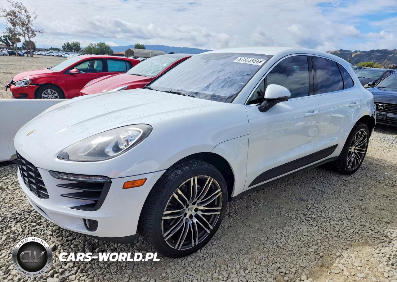 2016 Porsche Macan S