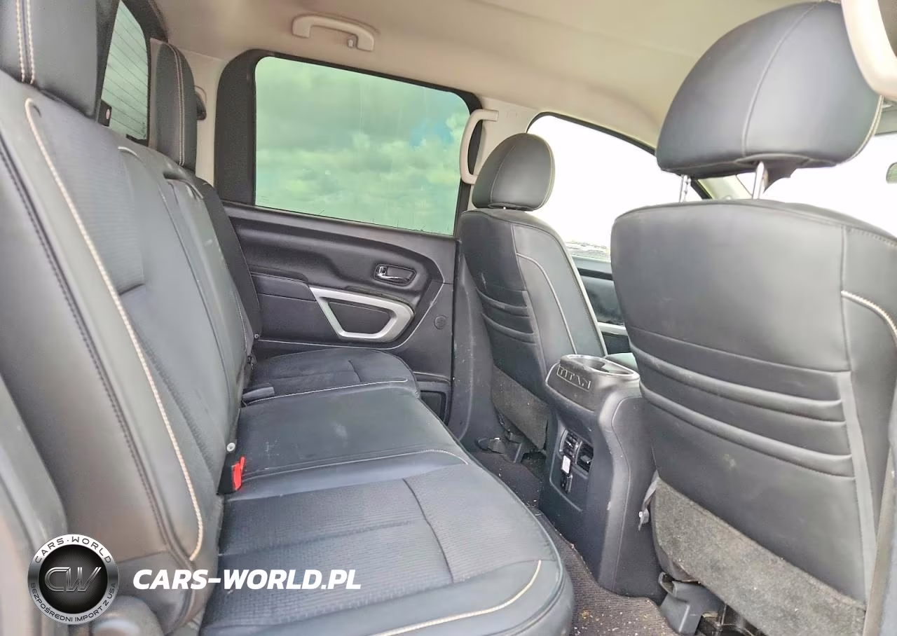 2018 Nissan Titan Xd Pro-4X VIN:1N6AA1F49JN521429 - 10