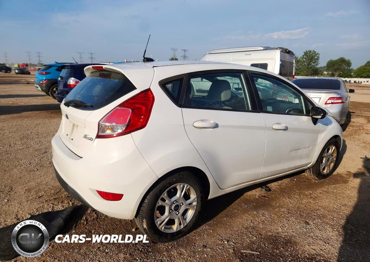 2015 Ford Fiesta Se VIN:3FADP4EJ0FM190044 - 3