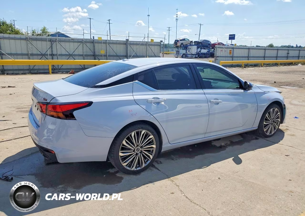 2023 Nissan Altima Sr VIN:1N4BL4CV9PN366119 - 3