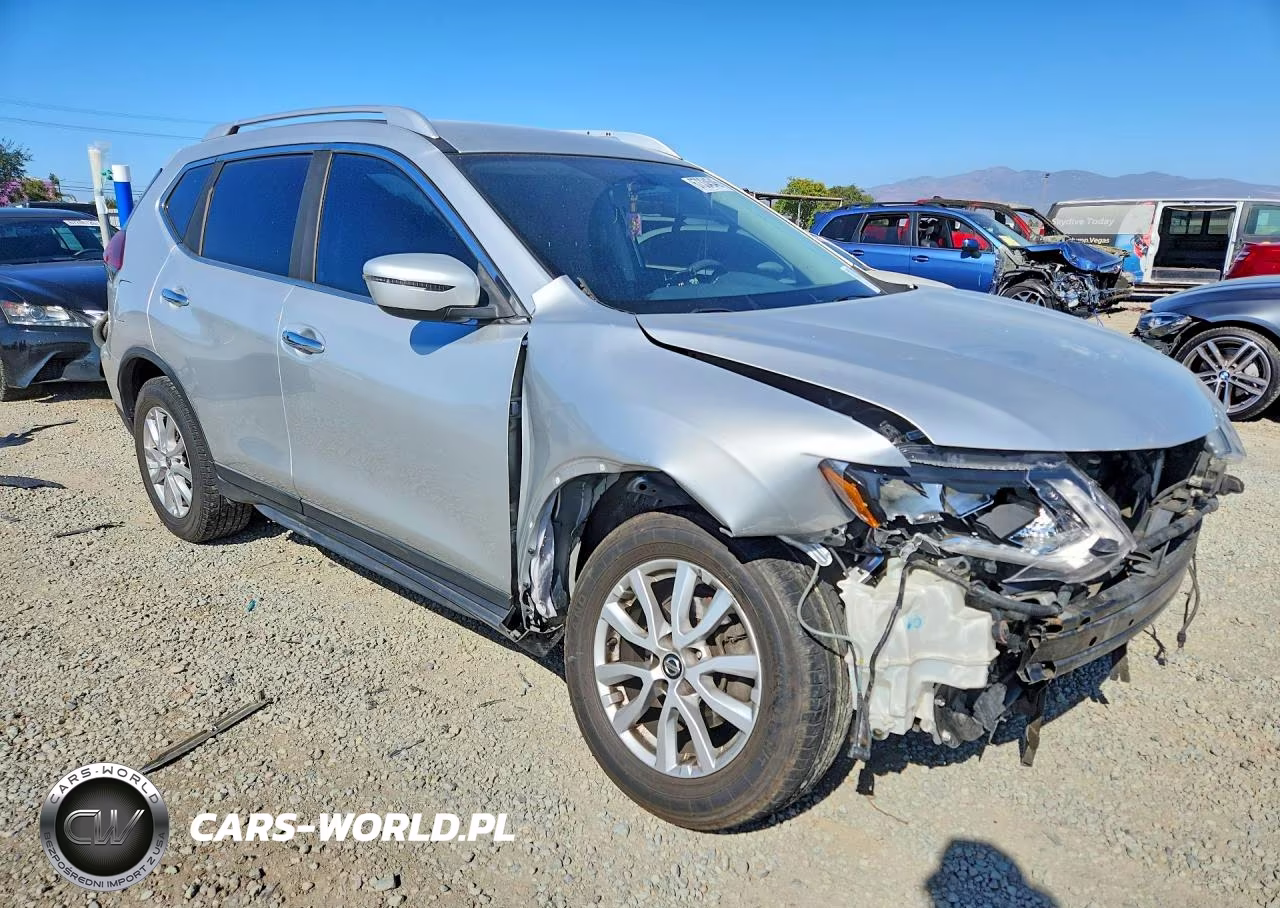 2018 Nissan Rogue Sv VIN:KNMAT2MT7JP510639 - 4