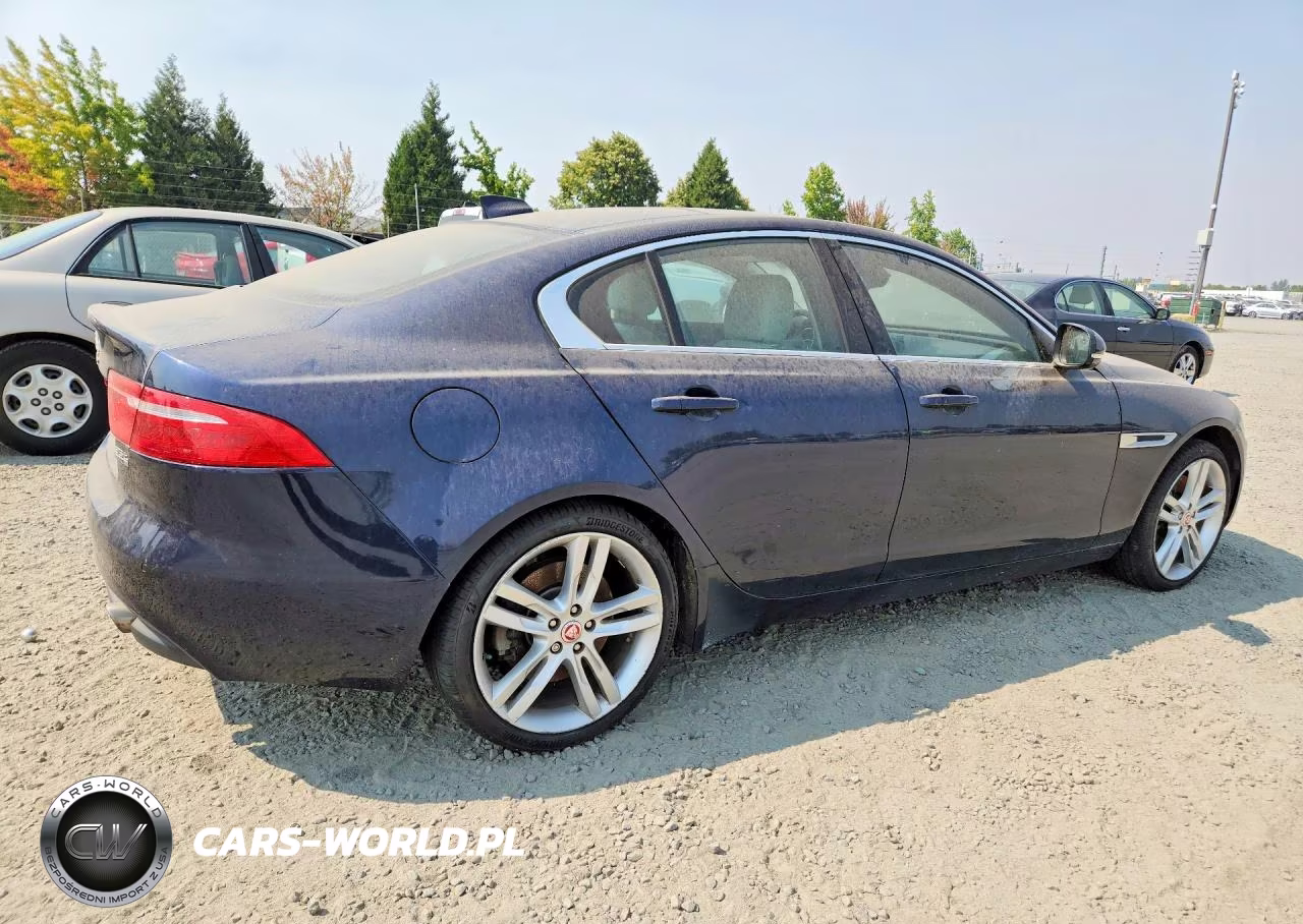 2017 Jaguar Xe Prestige VIN:SAJAK4BV8HA973648 - 3