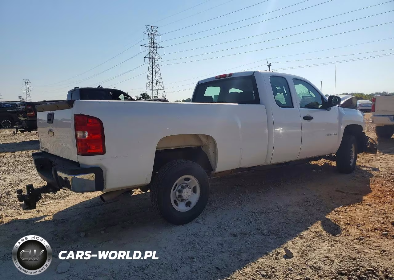 2007 Chevrolet Silverado C2500 Heavy Duty VIN:1GCHC29K07E506015 - 3