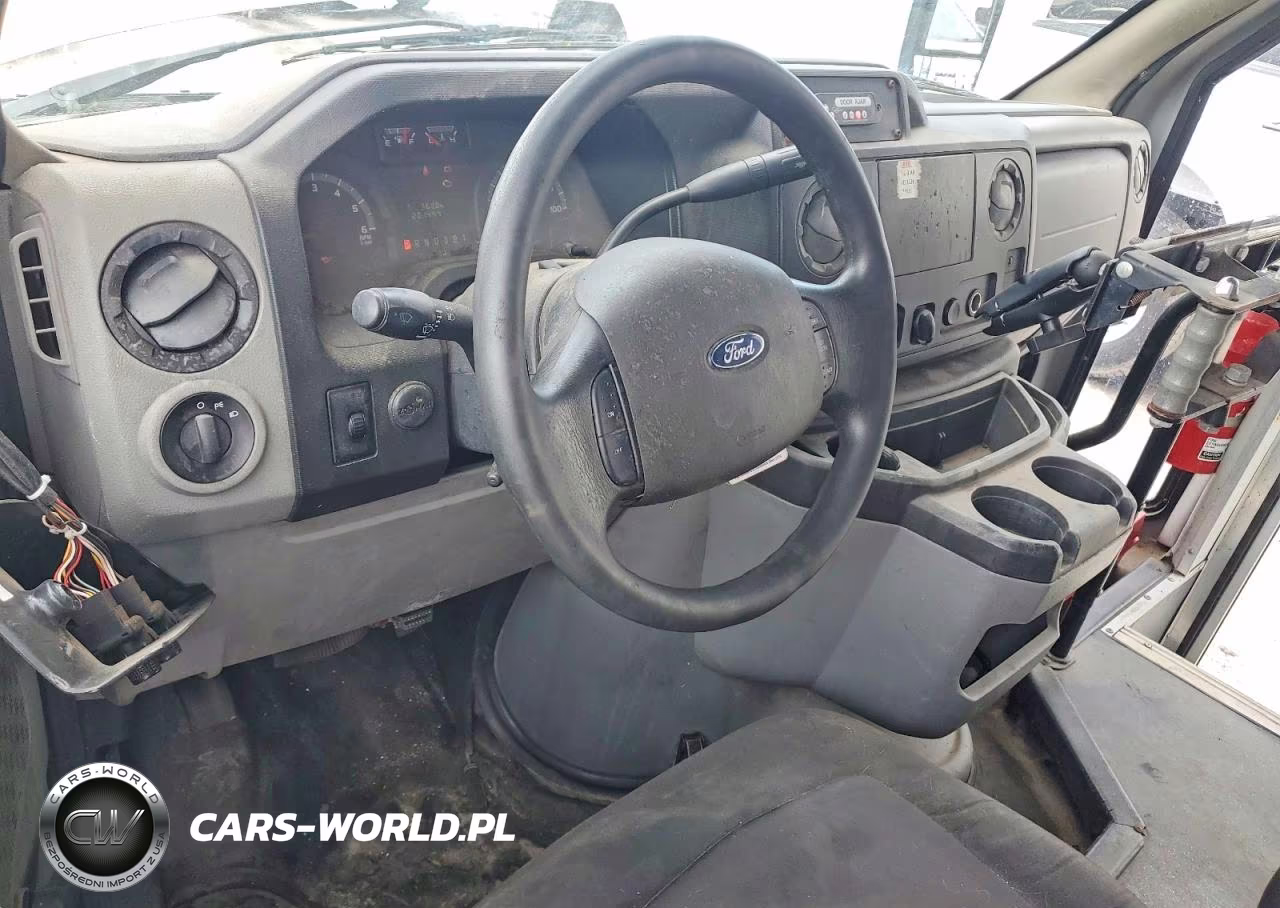 2016 Ford Econoline E350 Super Duty Cutaway Van VIN:1FDEE3FL9GDC32170 - 8