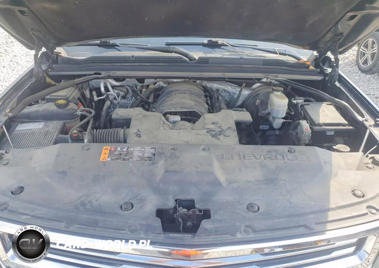 2017 Chevrolet Suburban K1500 Premier VIN:1GNSKJKCXHR347768 - 12