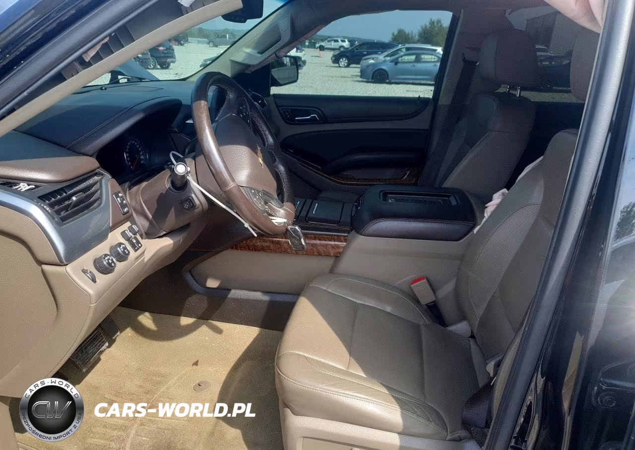 2017 Chevrolet Suburban K1500 Premier VIN:1GNSKJKCXHR347768 - 7