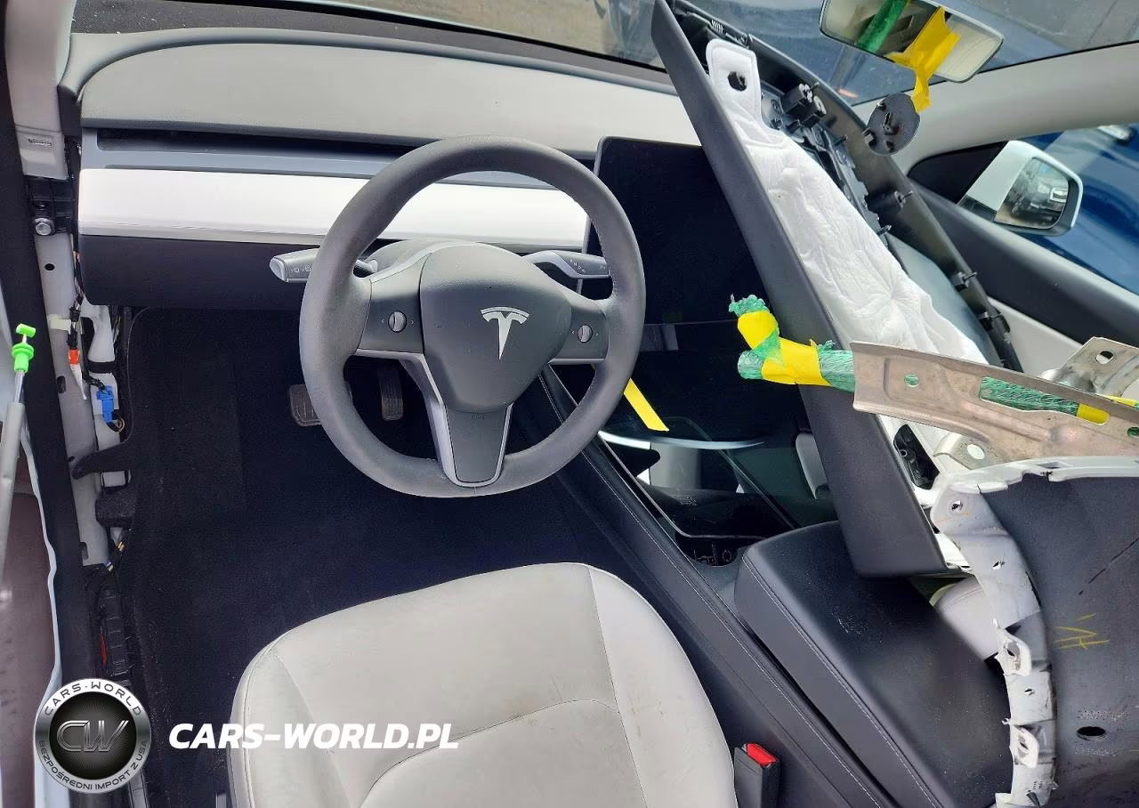 2022 Tesla Model Y VIN:7SAYGDEE4NF391210 - 8