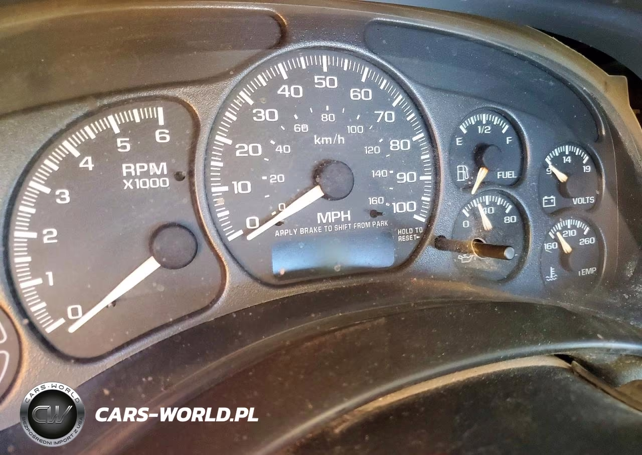 2001 Chevrolet Silverado C1500 VIN:2GCEC19V611403763 - 9