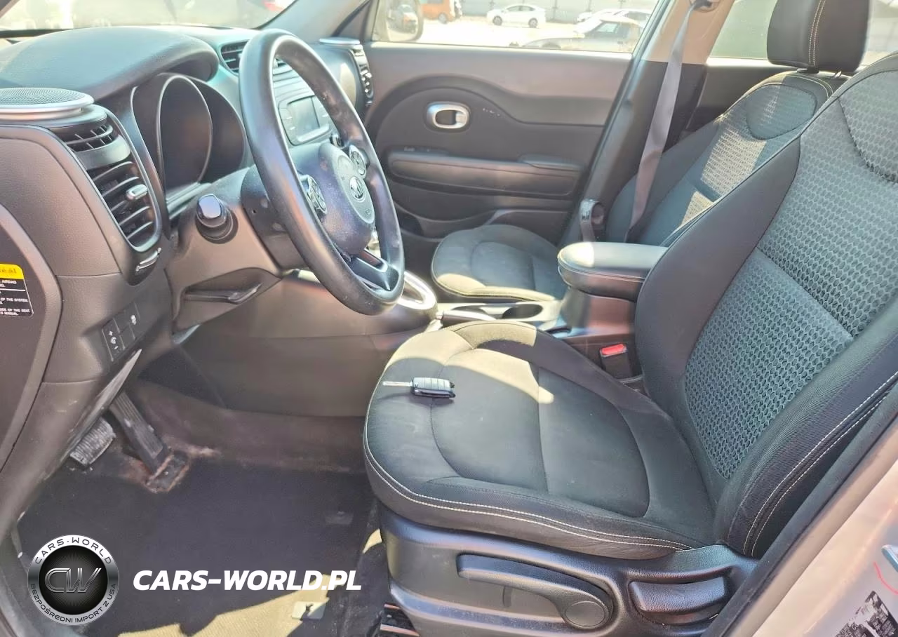 2016 Kia Soul + VIN:KNDJP3A55G7819423 - 7