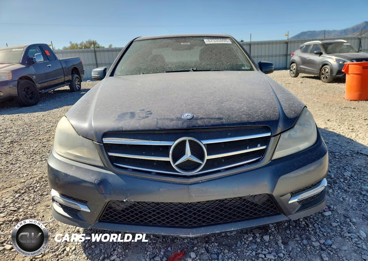 2013 Mercedes-Benz C 250 VIN:WDDGF4HB3DR267618 - 5