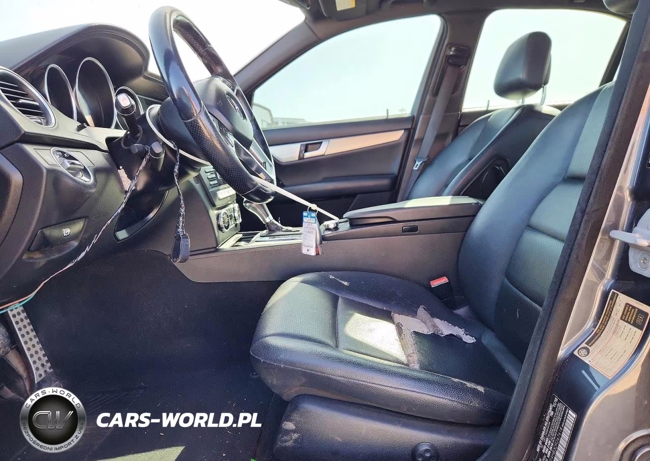 2013 Mercedes-Benz C 250 VIN:WDDGF4HB3DR267618 - 7