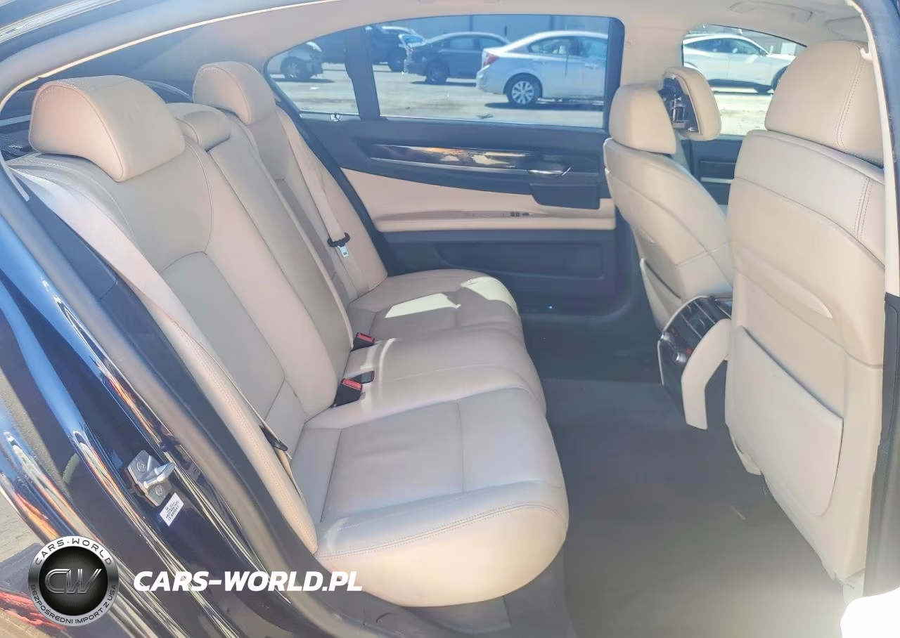 2012 BMW 750 Li VIN:WBAKB8C59CC963309 - 10