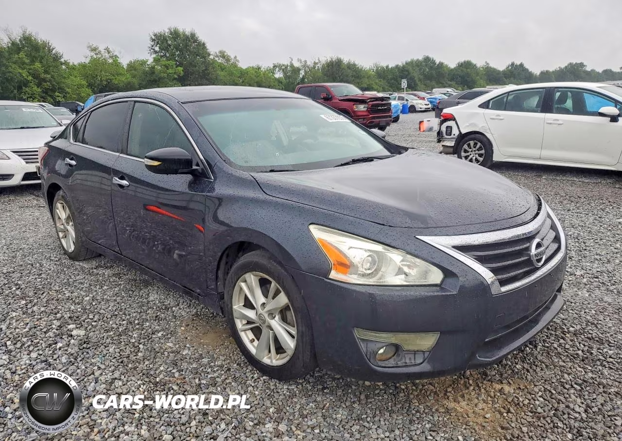 2013 Nissan Altima 2.5 VIN:1N4AL3AP1DN504676 - 4