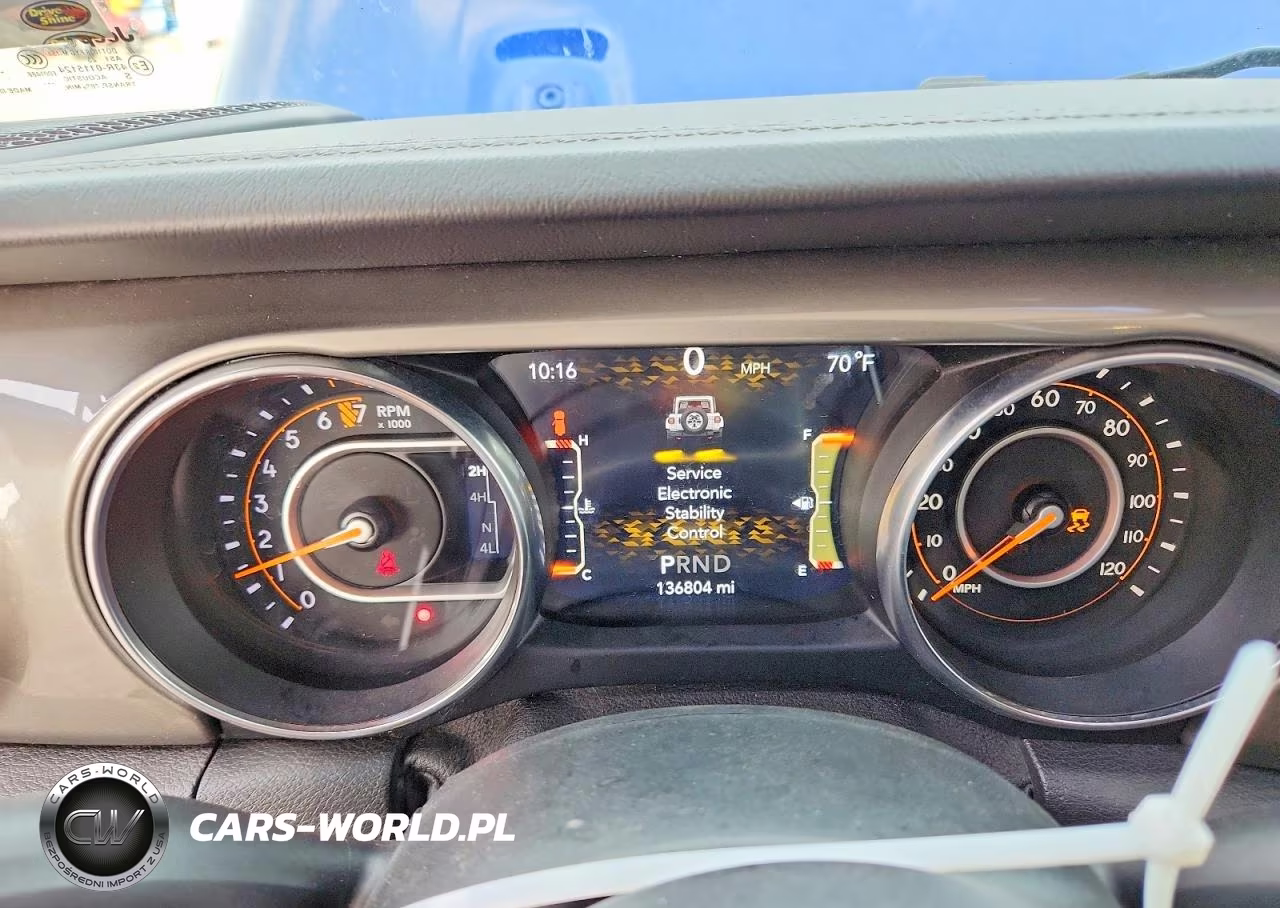 2019 Jeep Wrangler Unlimited Sahara VIN:1C4HJXEG0KW576511 - 9