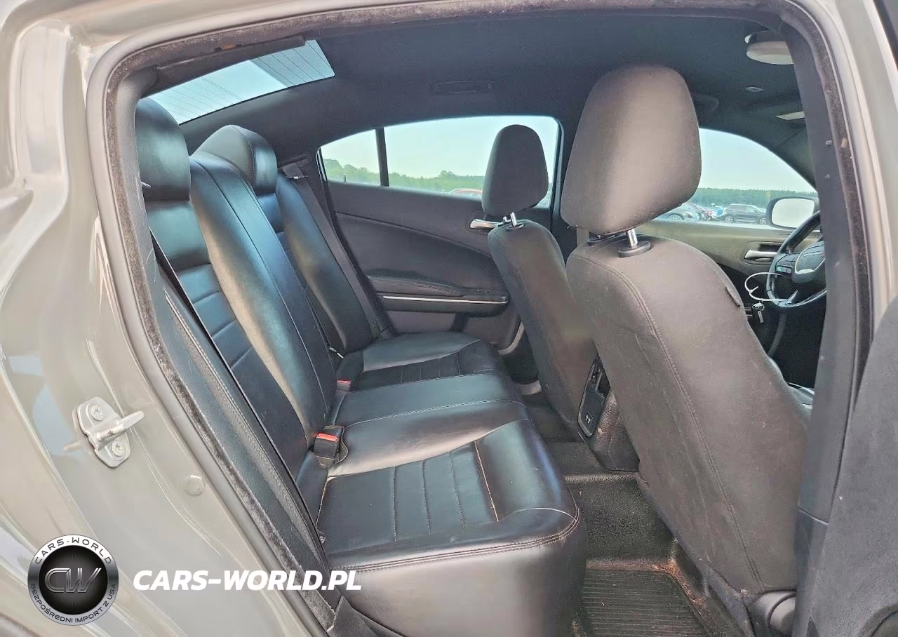 2019 Dodge Charger Police VIN:2C3CDXAGXKH638653 - 10