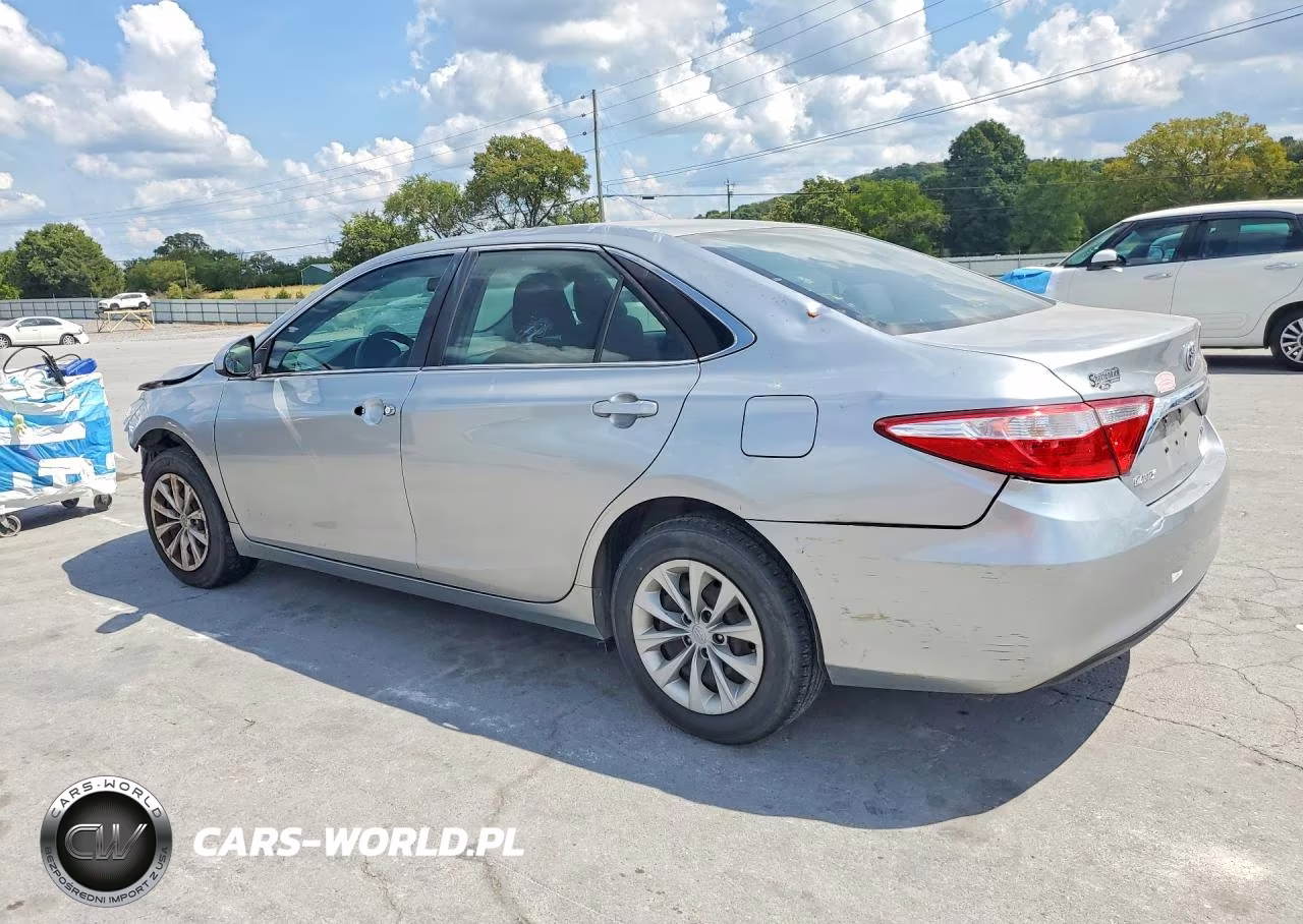 2017 Toyota Camry Le VIN:4T1BF1FK1HU723152 - 2
