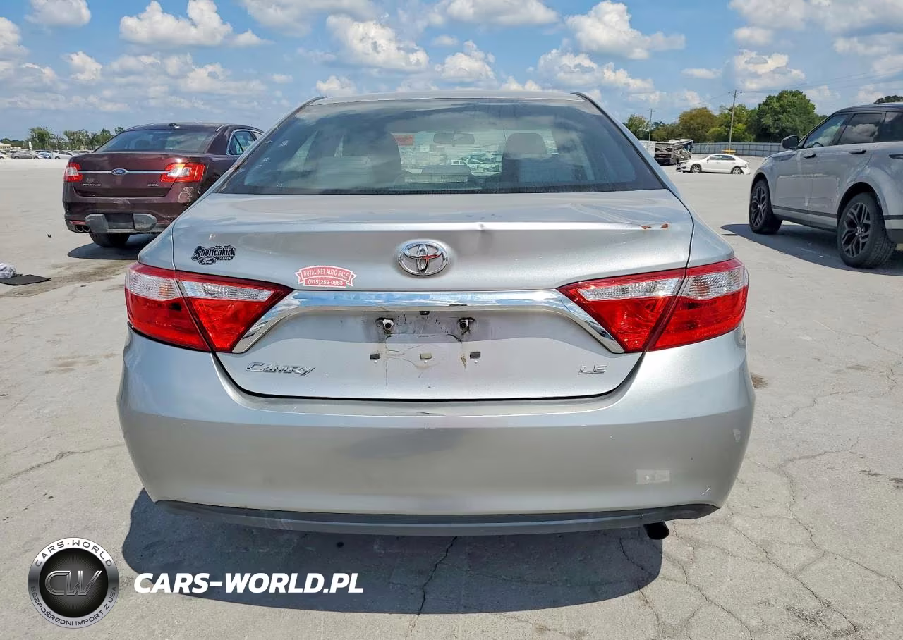 2017 Toyota Camry Le VIN:4T1BF1FK1HU723152 - 6