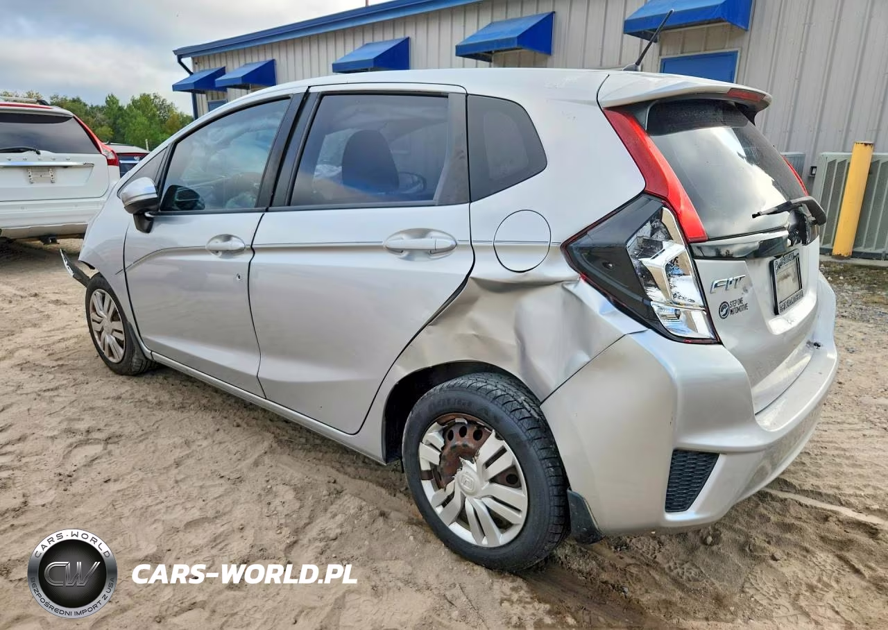 2015 Honda Fit Lx VIN:3HGGK5H53FM769329 - 2
