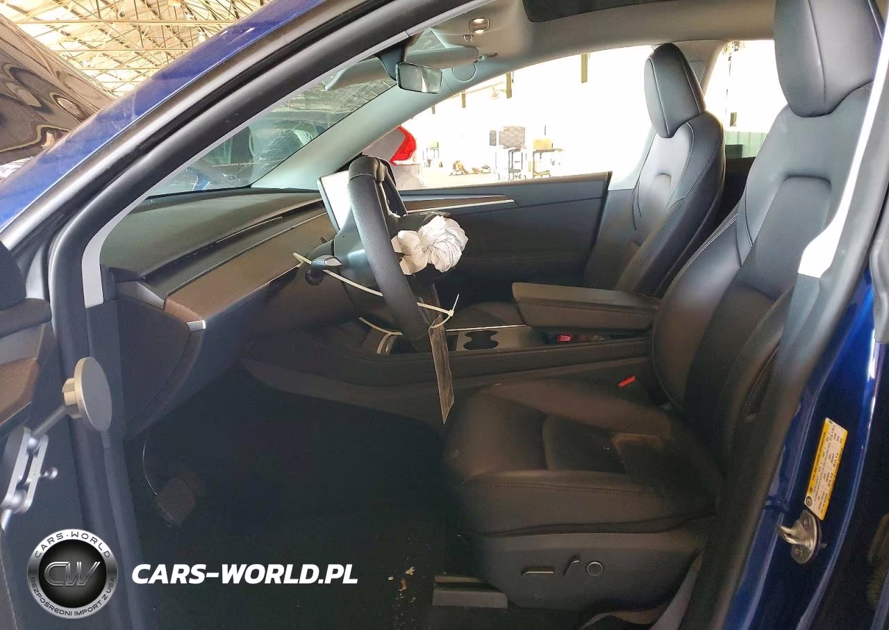 2024 Tesla Model Y VIN:7SAYGDED7RF129033 - 7