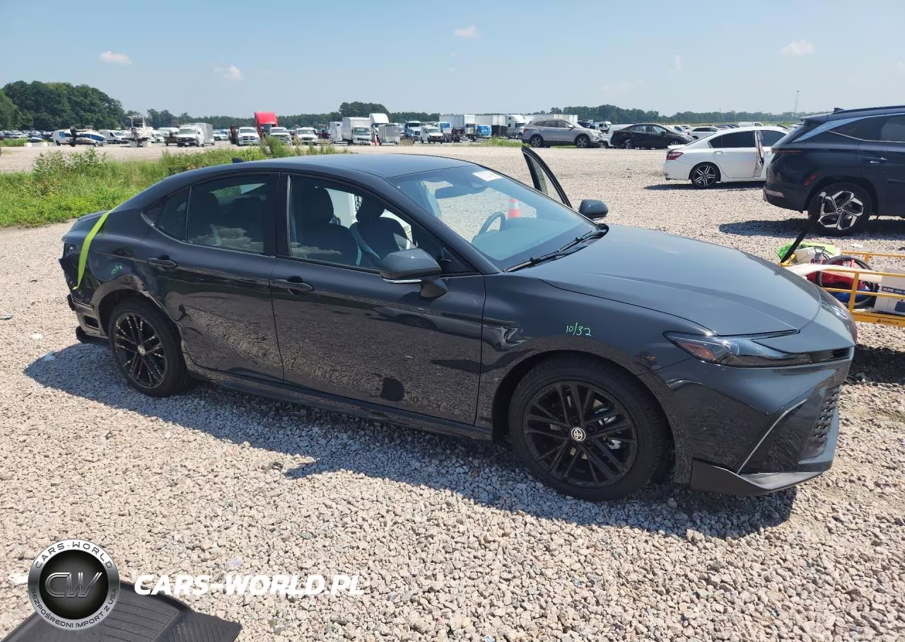 2026 Toyota Camry Se VIN:4T1DAACK4TU350466 - 4