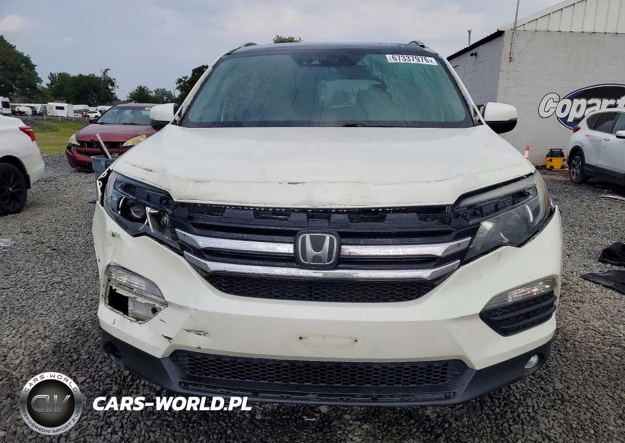 2017 Honda Pilot Elite VIN:5FNYF6H0XHB051298 - 5