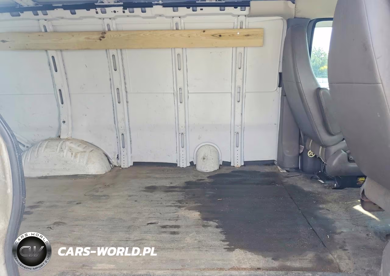 2013 Chevrolet Express G1500 VIN:1GCSGAFX4D1190531 - 11