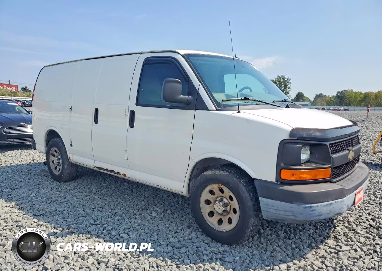 2013 Chevrolet Express G1500 VIN:1GCSGAFX4D1190531 - 4
