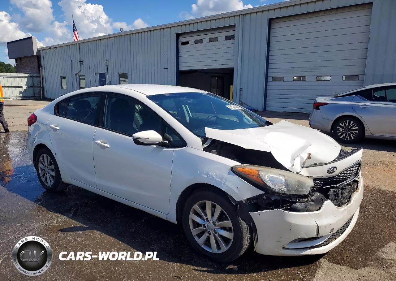 2015 Kia Forte Lx VIN:KNAFX4A67F5400193 - 4