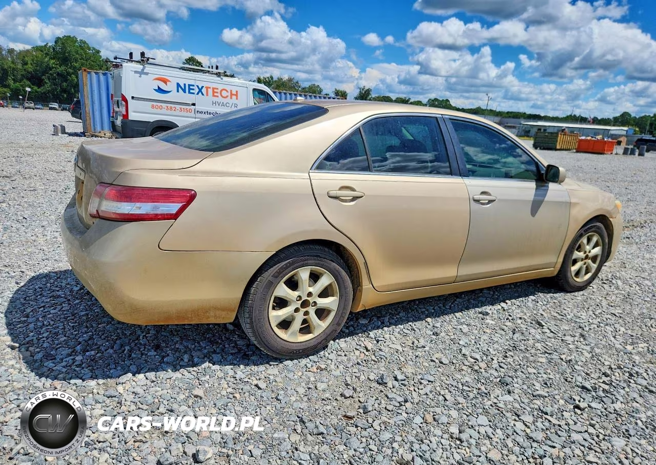 2010 Toyota Camry Le VIN:4T1BF3EK6AU096094 - 3