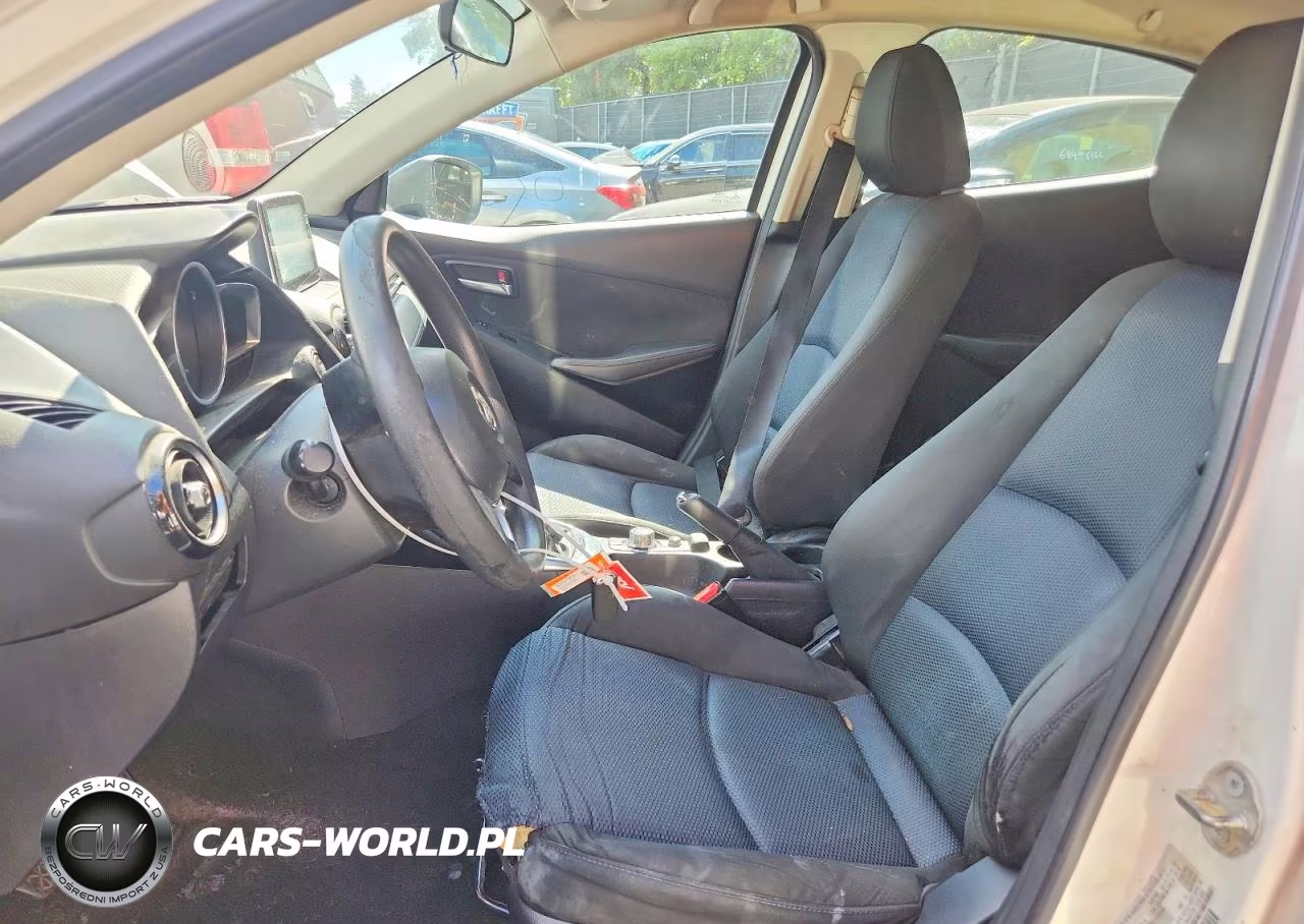 2017 Toyota Yaris Ia Base VIN:3MYDLBYV5HY176758 - 7